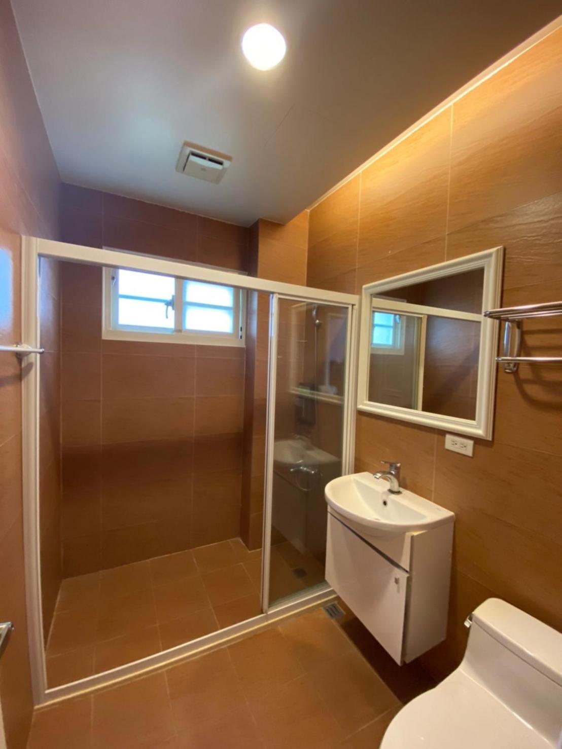 伊莎愛莉溜滑梯親子民宿 Wujie Habitación foto