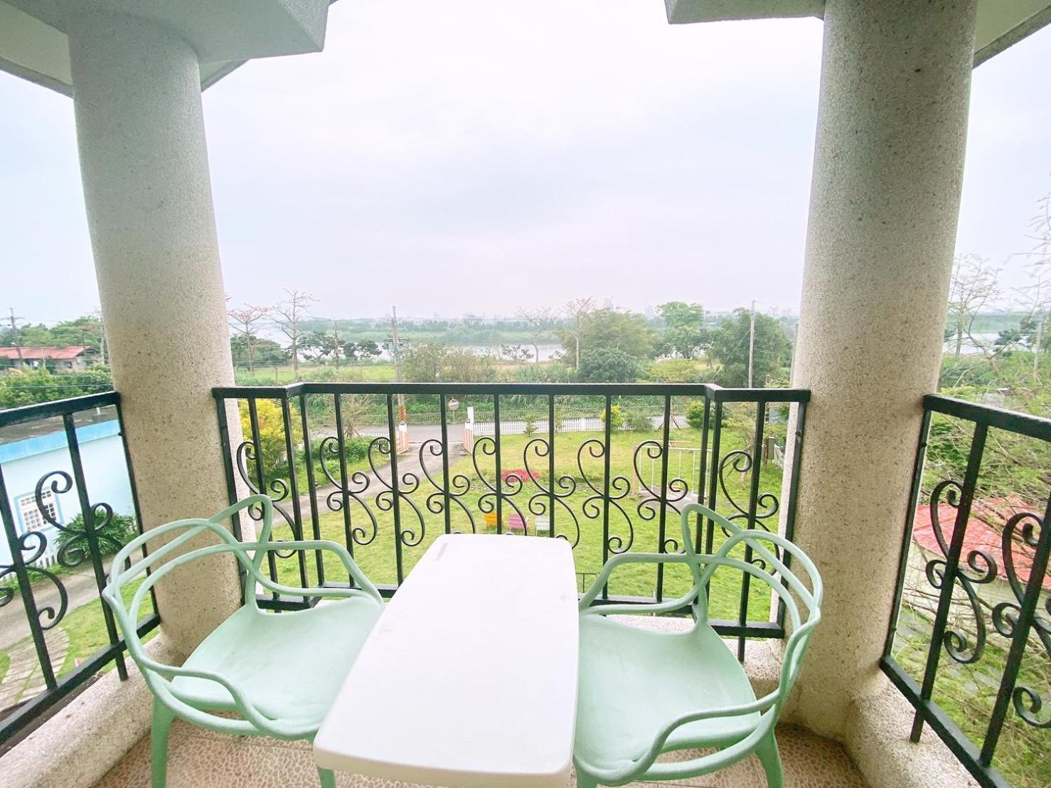 伊莎愛莉溜滑梯親子民宿 Wujie Habitación foto